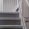 Fluchttreppe aus verzinktem Blech mit Edelstahl-Geländer